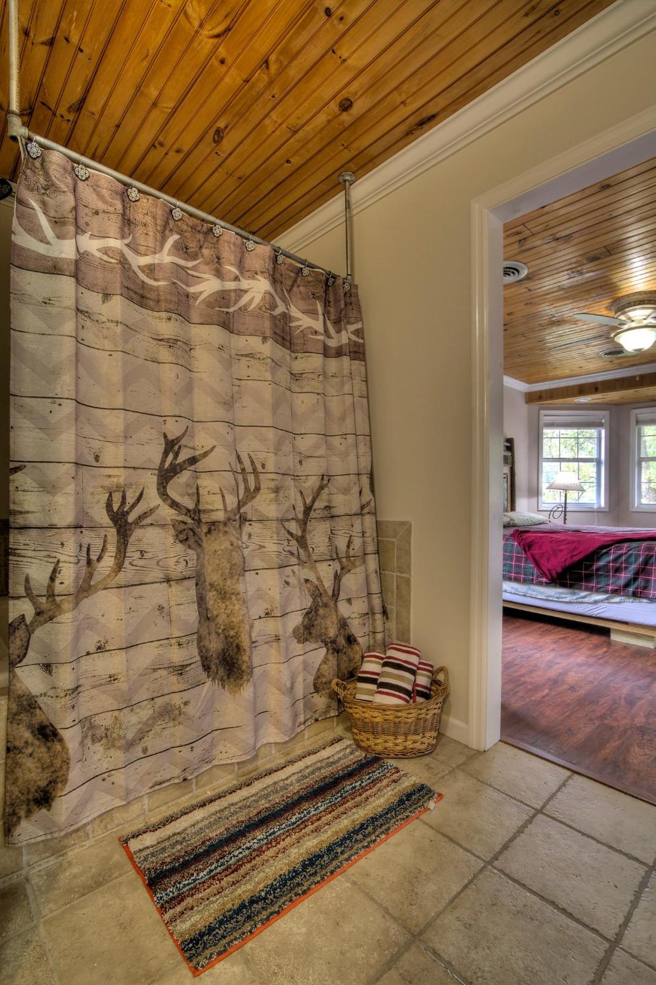 5Bedrooms*4King Beds*Outstanding Location*Hottub* Сев'єрвілл Екстер'єр фото