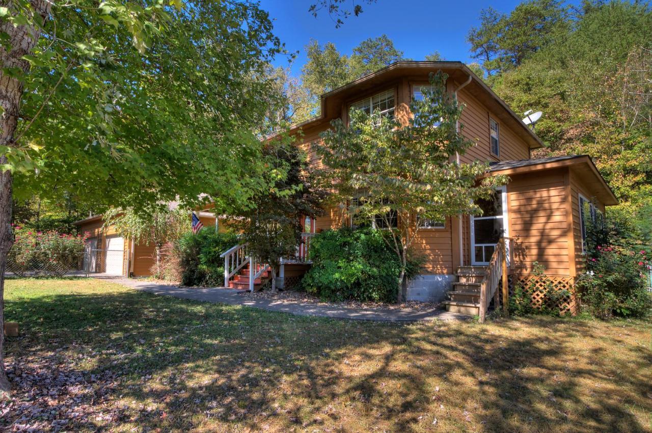 5Bedrooms*4King Beds*Outstanding Location*Hottub* Сев'єрвілл Екстер'єр фото