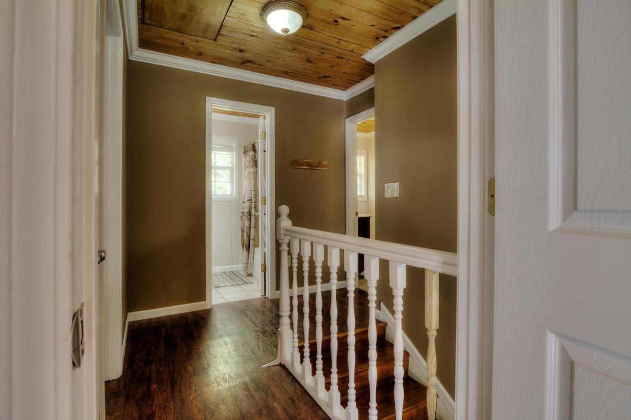 5Bedrooms*4King Beds*Outstanding Location*Hottub* Сев'єрвілл Екстер'єр фото