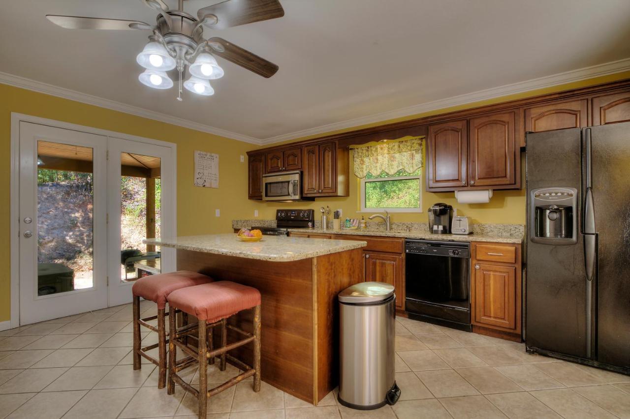 5Bedrooms*4King Beds*Outstanding Location*Hottub* Сев'єрвілл Екстер'єр фото