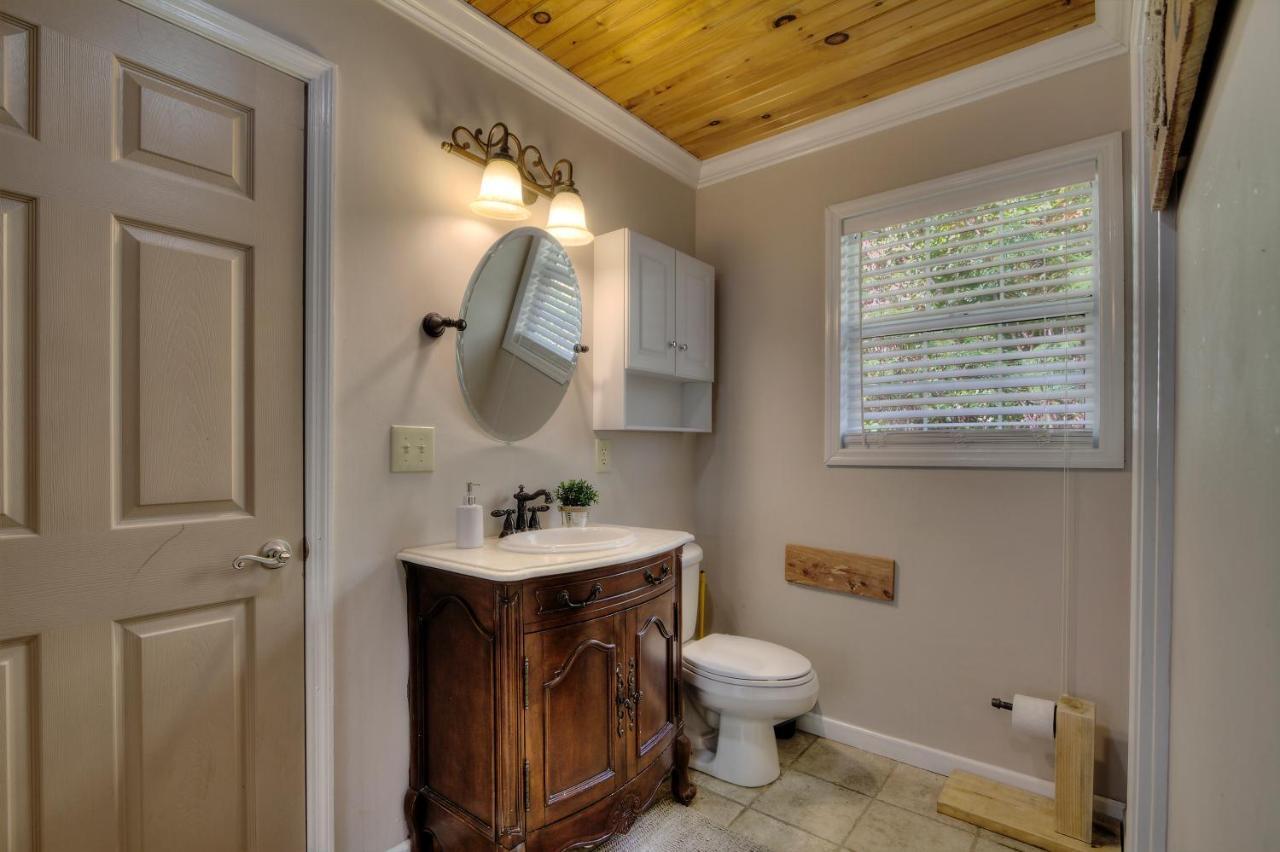 5Bedrooms*4King Beds*Outstanding Location*Hottub* Сев'єрвілл Екстер'єр фото