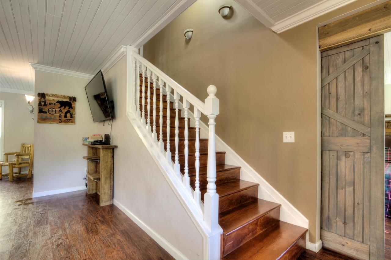 5Bedrooms*4King Beds*Outstanding Location*Hottub* Сев'єрвілл Екстер'єр фото