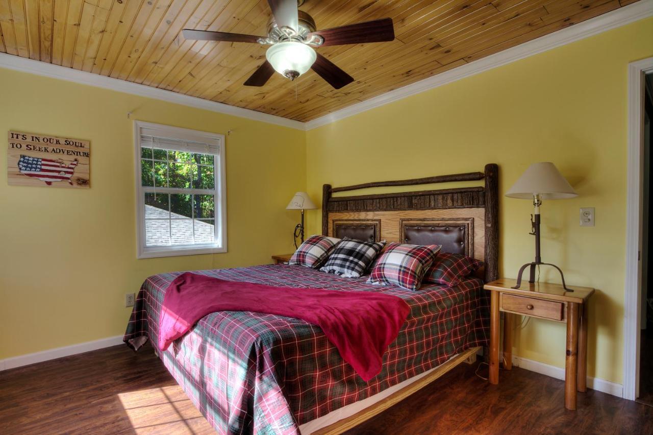 5Bedrooms*4King Beds*Outstanding Location*Hottub* Сев'єрвілл Екстер'єр фото